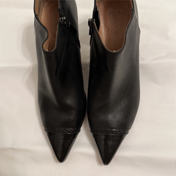 Trotters Leather Booties, 7.5W - Picture 10 of 16